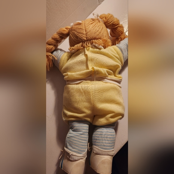 1980's Cabbage Patch Doll by Coleco - Picture 3 of 6
